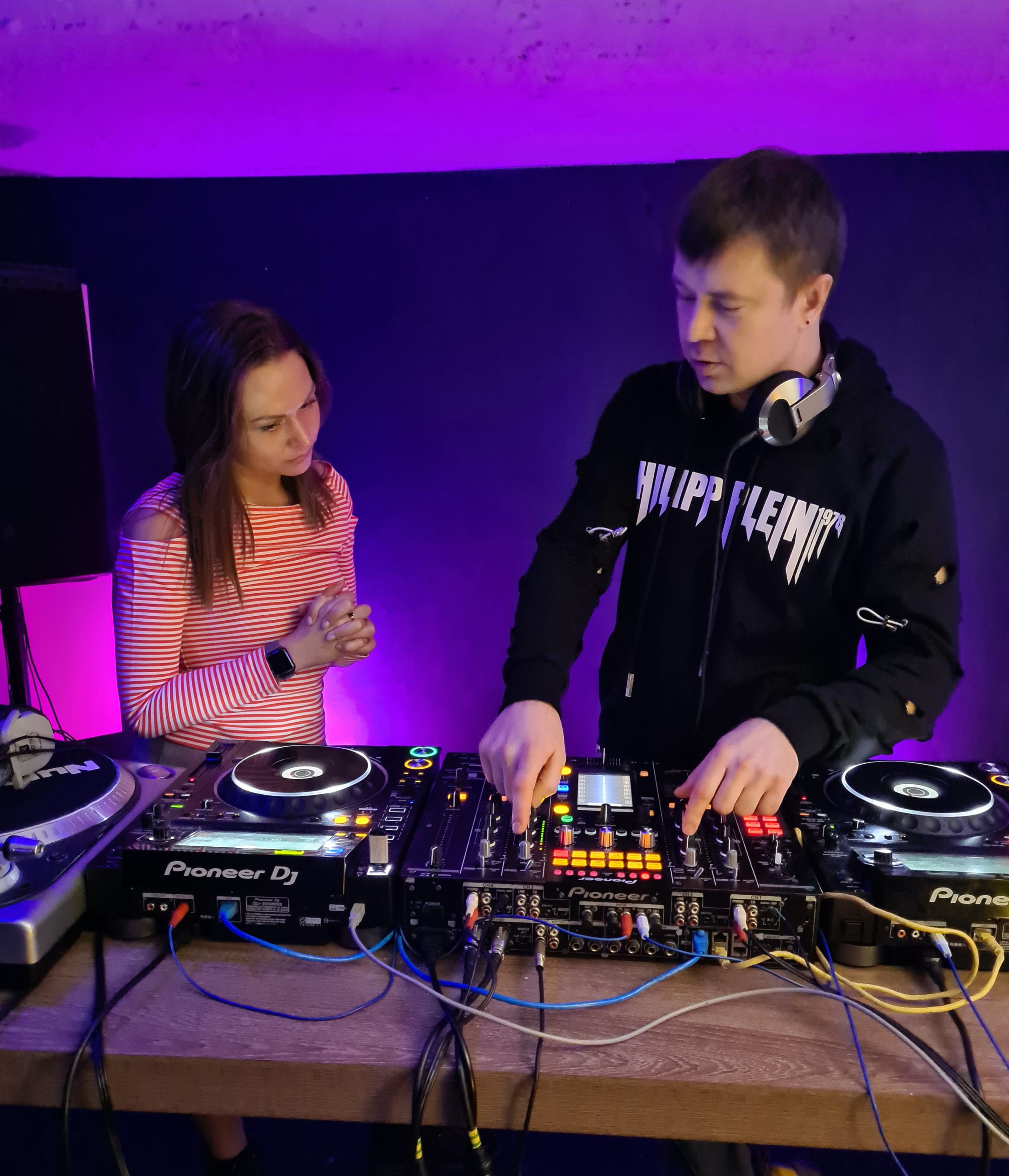 Курсы диджеев создание музыки в Москве